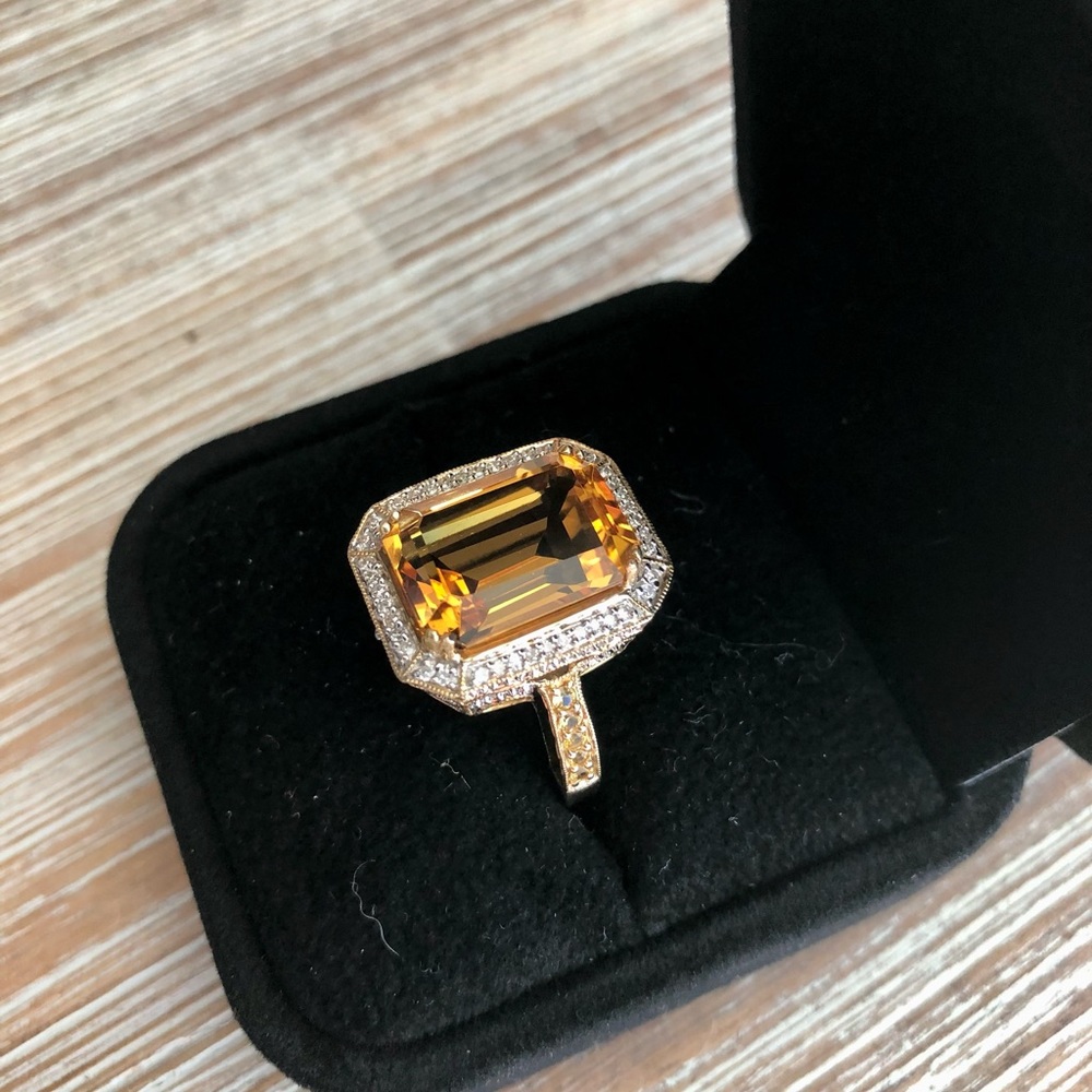 Citrine Diamond ring!!!